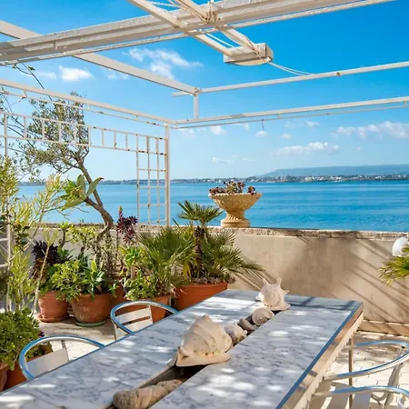 Maniace Apartament *