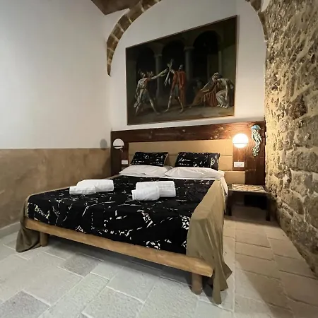 Apartment Maniace *