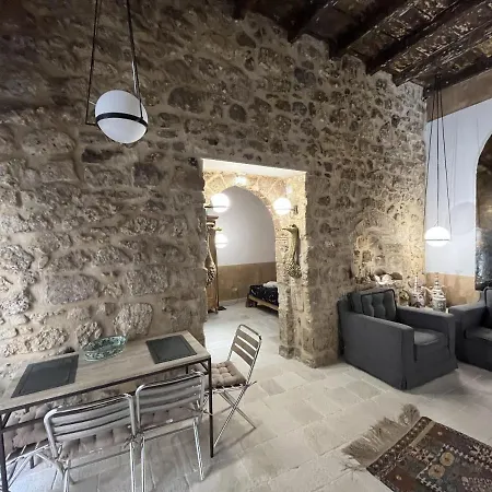 Maniace Apartment Syracuse